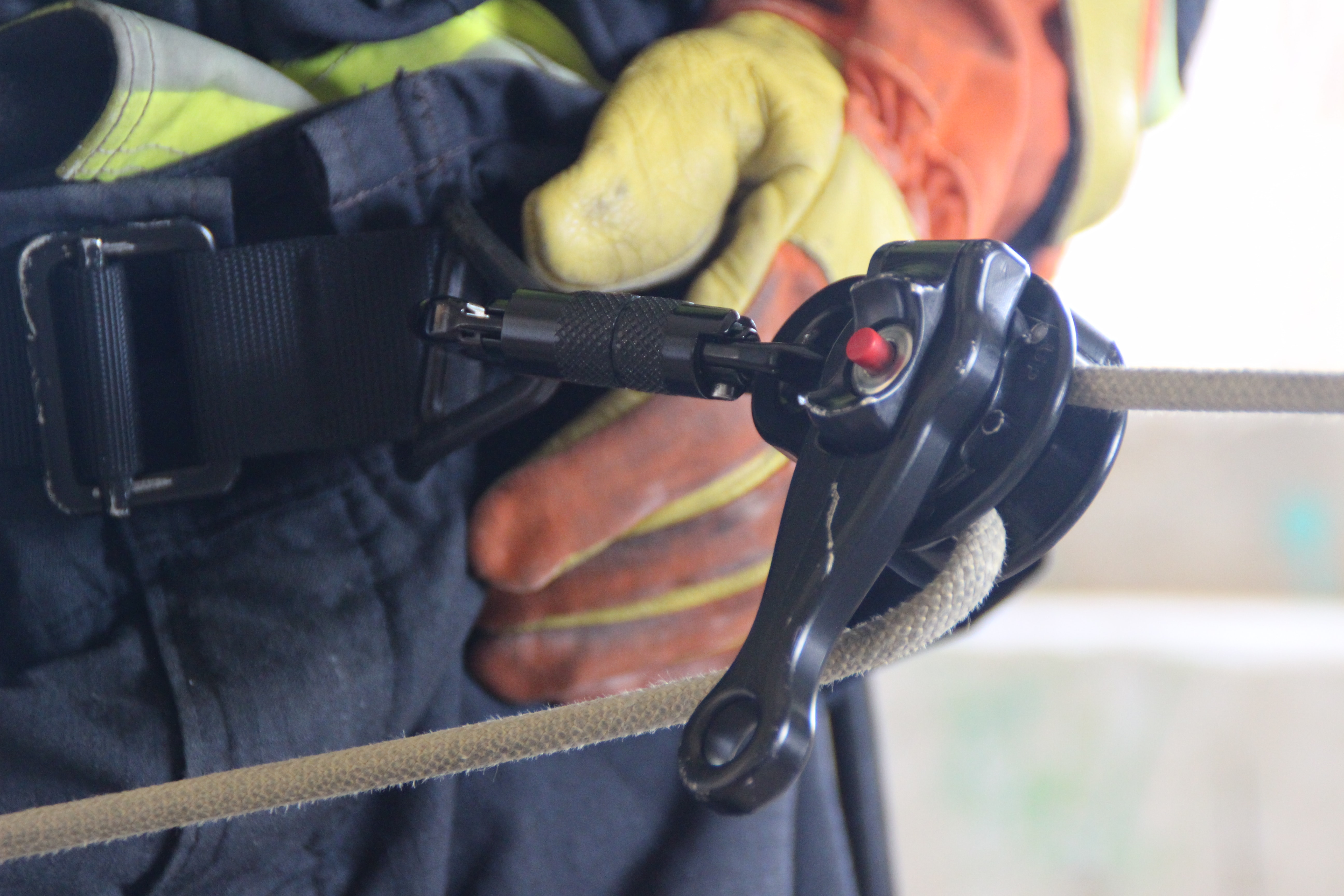 professional | highnovate | working at heights | rope access